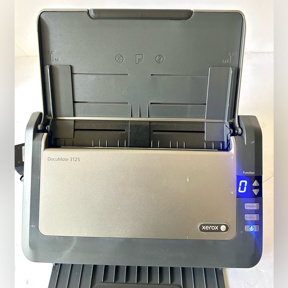 Xerox DocuMate 3125 Color Desktop Duplex High Speed Document Scanner for PC MAC - Picture 12 of 17